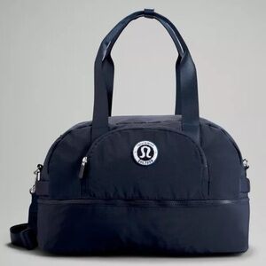 lululemon athletica navy blue City Adventurer Duffle Bag